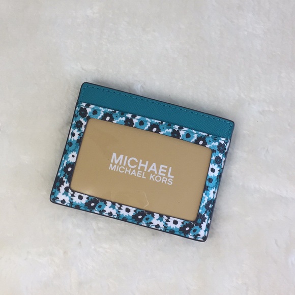 🌸SOLD🌸 Michael Kors Ciara Tote 3 Pieces Set - Picture 6 of 8